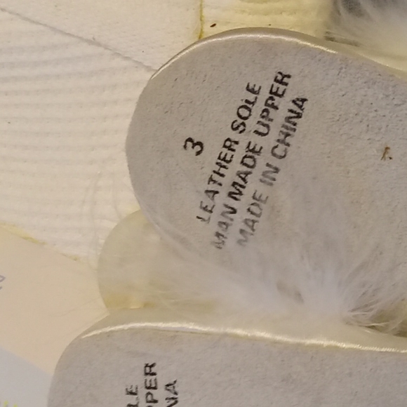 Baby slippers - Picture 3 of 4